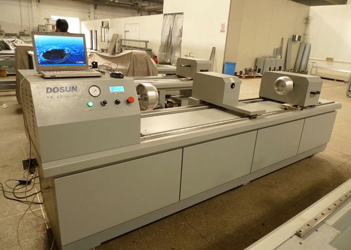 Blaue Drehuv-laser-Graveur-Ausrüstung, Textilgraviermaschine 2200mm/3500mm sortieren Breite aus